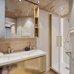 Apartmán Luxury 4br With Fireplace & Private Parking - *